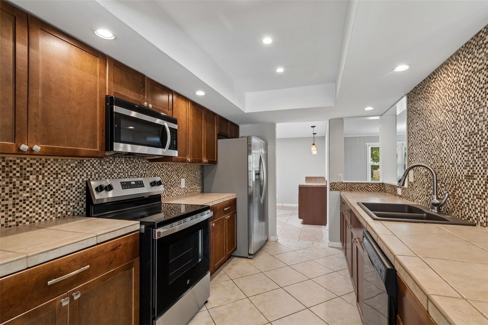 1470 BURNHAM LN, DUNEDIN, FL, 34698