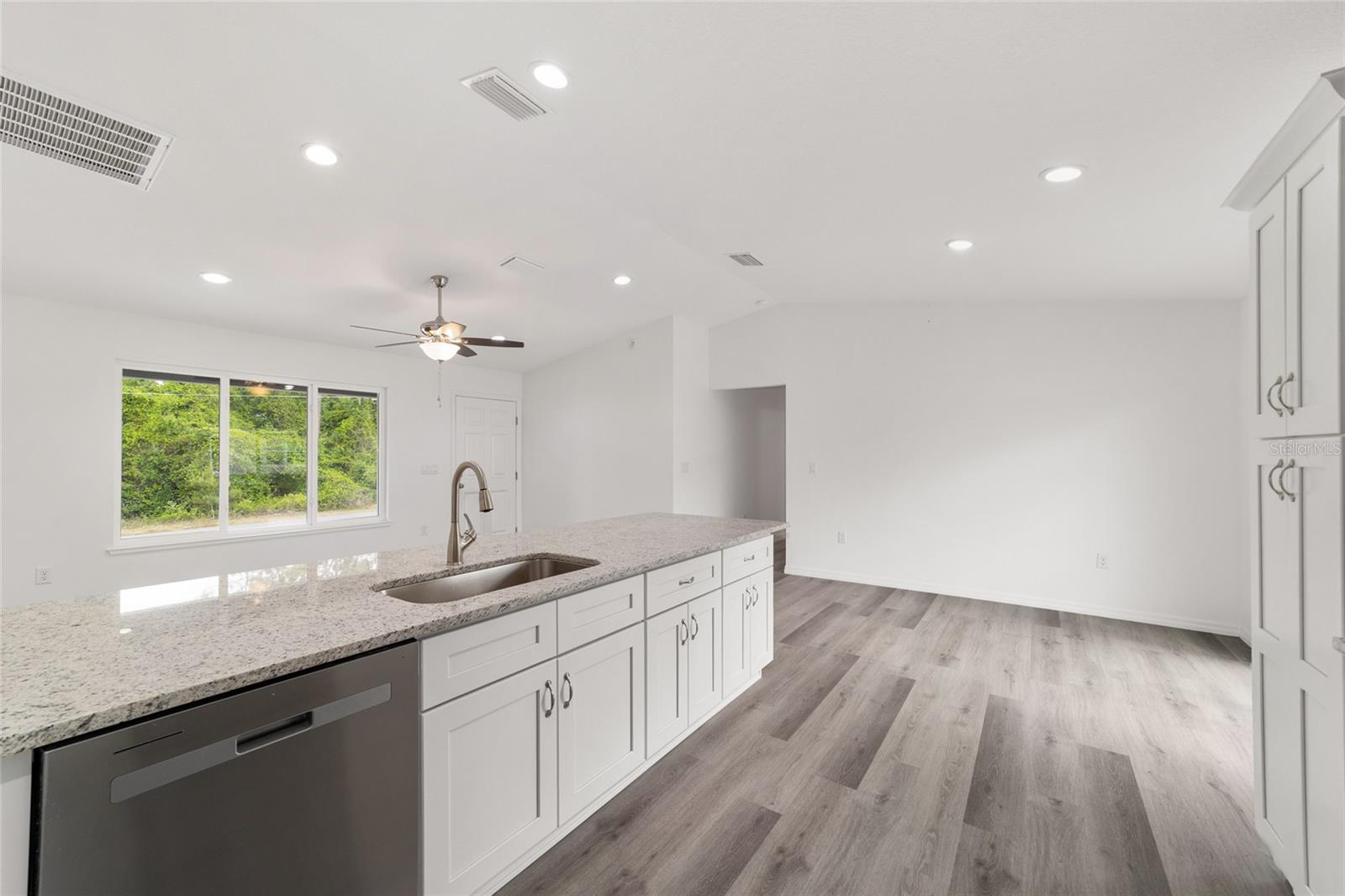 13078 NE 7TH LOOP, SILVER SPRINGS, FL, 34488