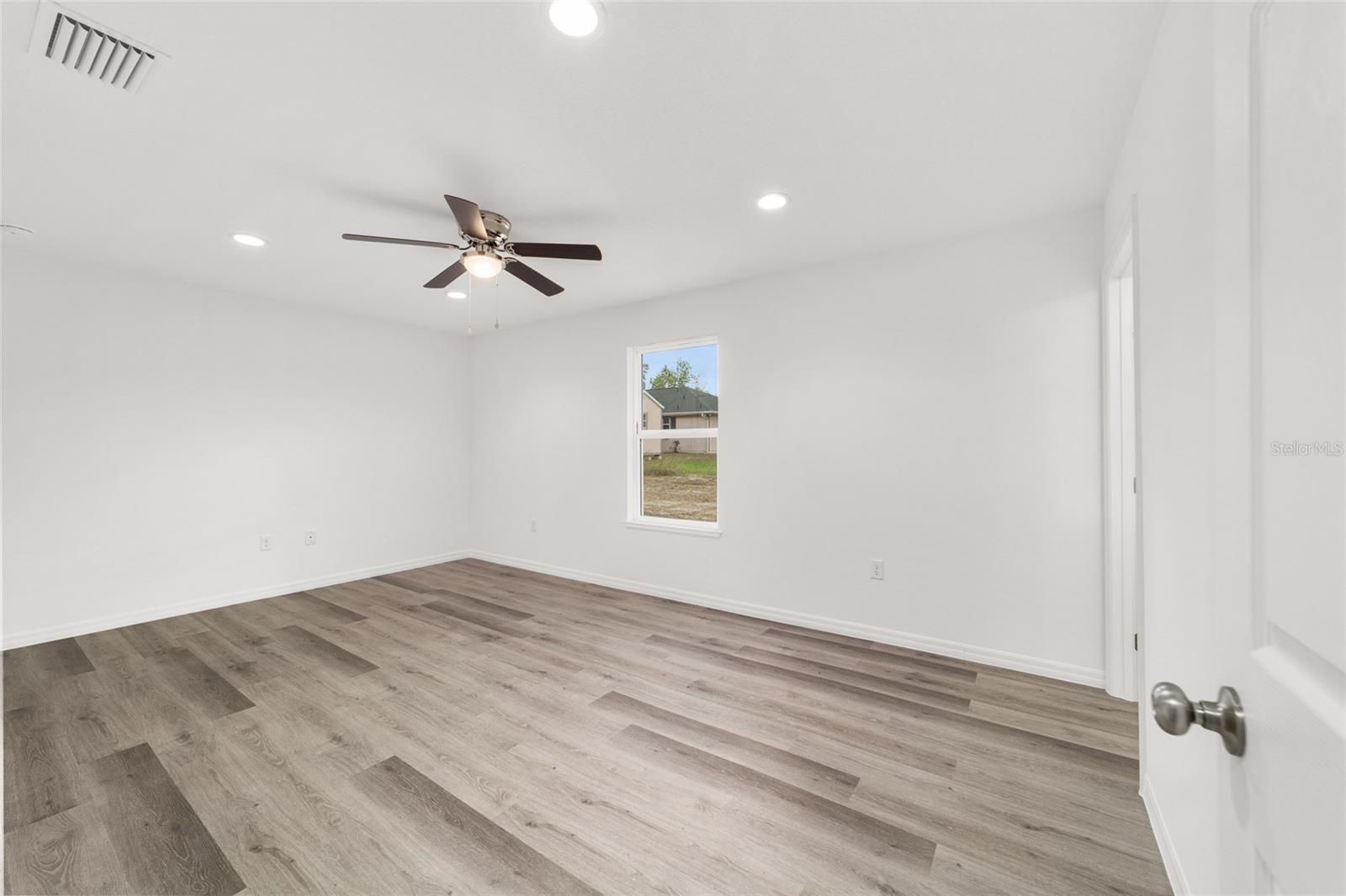 13078 NE 7TH LOOP, SILVER SPRINGS, FL, 34488