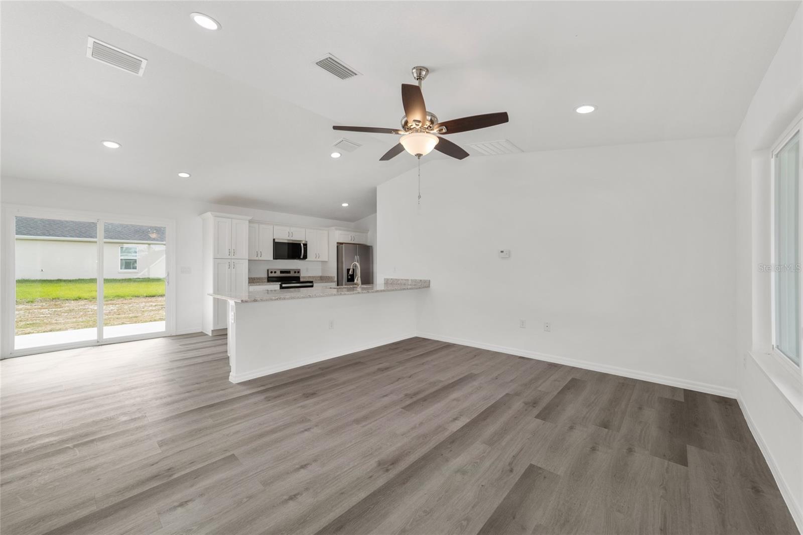 13078 NE 7TH LOOP, SILVER SPRINGS, FL, 34488