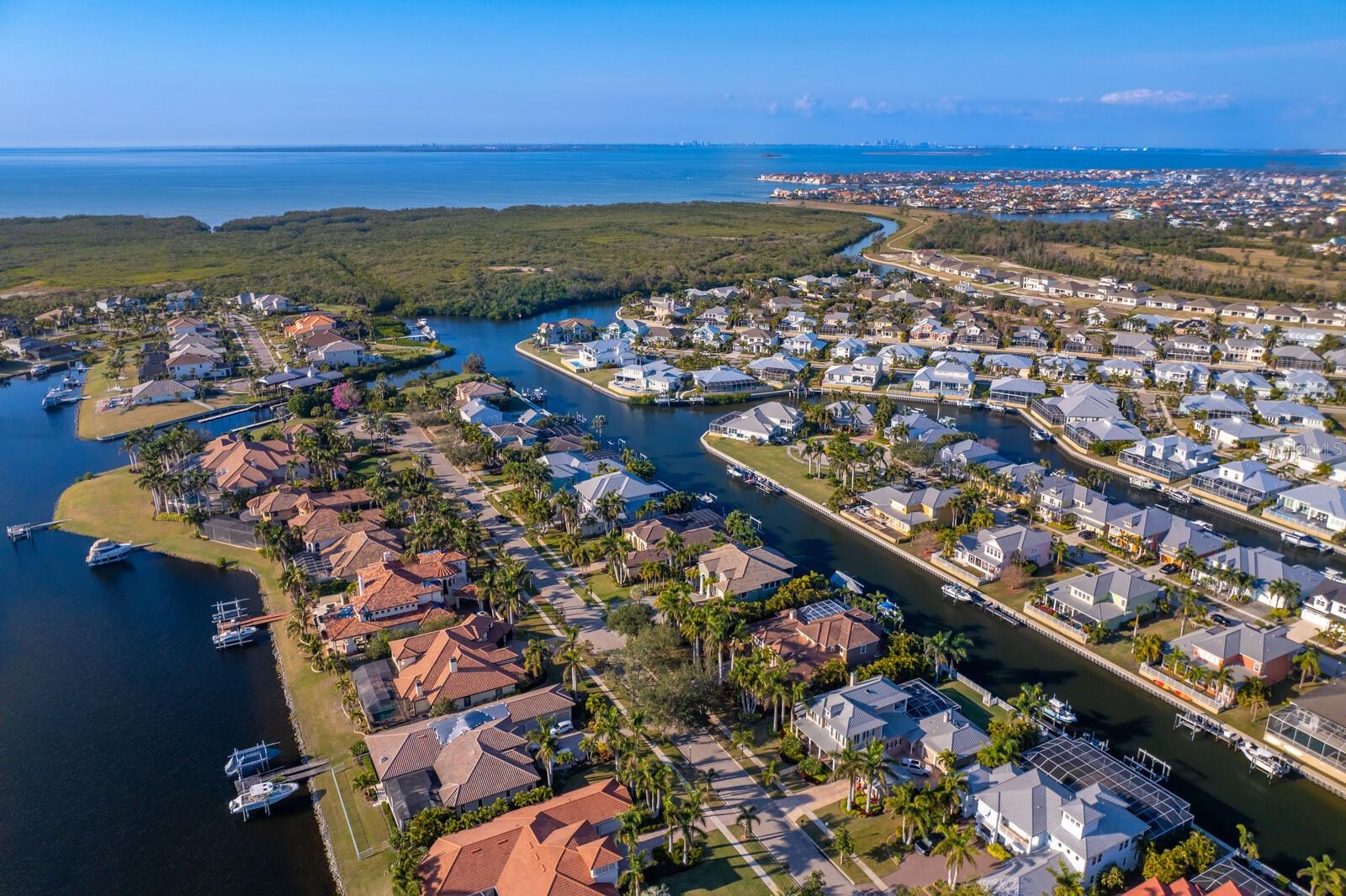 625 BALIBAY RD, APOLLO BEACH, FL, 33572
