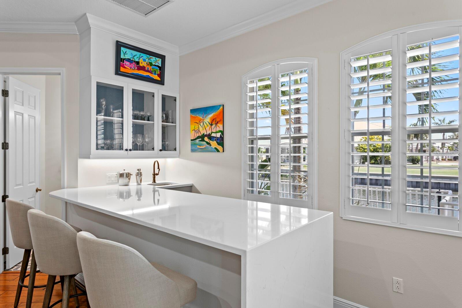625 BALIBAY RD, APOLLO BEACH, FL, 33572