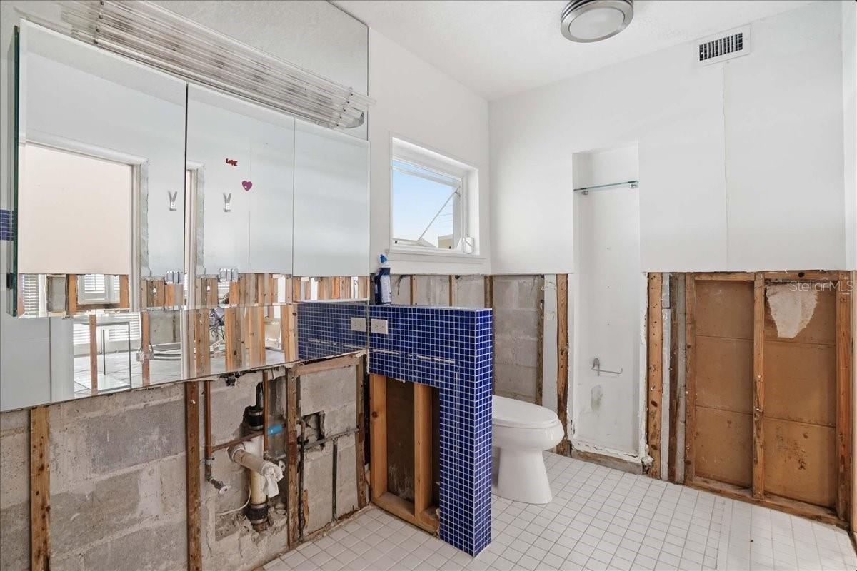 16007 GULF BLVD, REDINGTON BEACH, FL, 33708