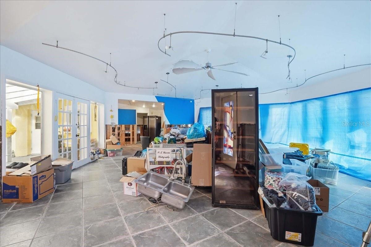 16007 GULF BLVD, REDINGTON BEACH, FL, 33708