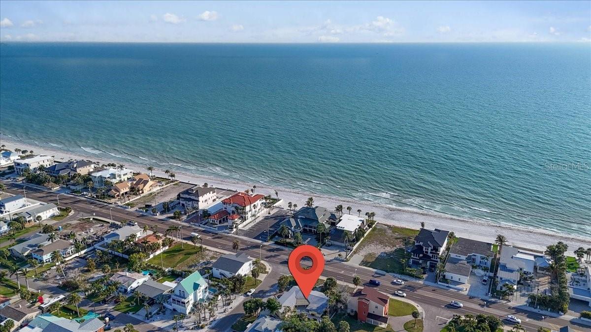 16007 GULF BLVD, REDINGTON BEACH, FL, 33708