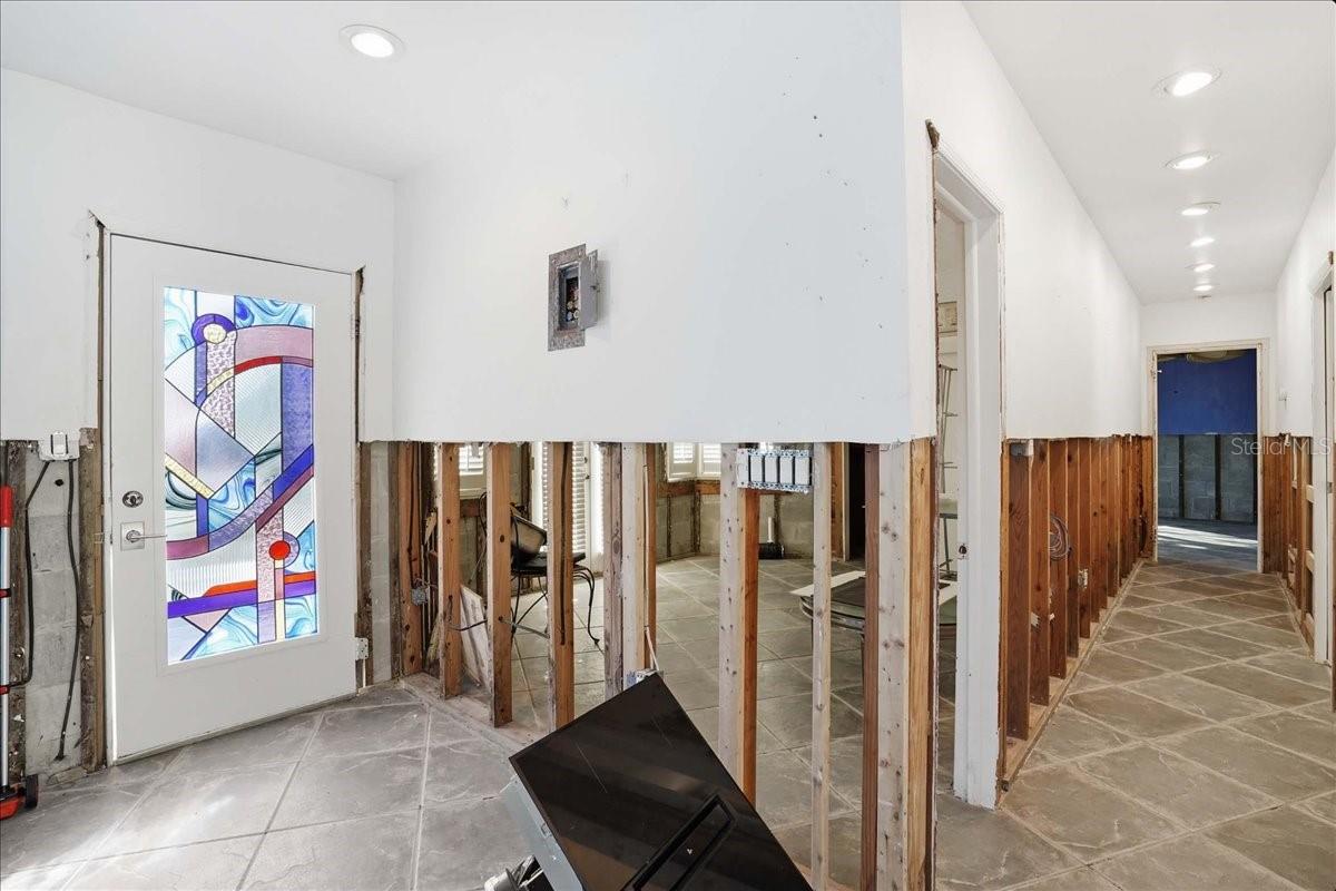 16007 GULF BLVD, REDINGTON BEACH, FL, 33708