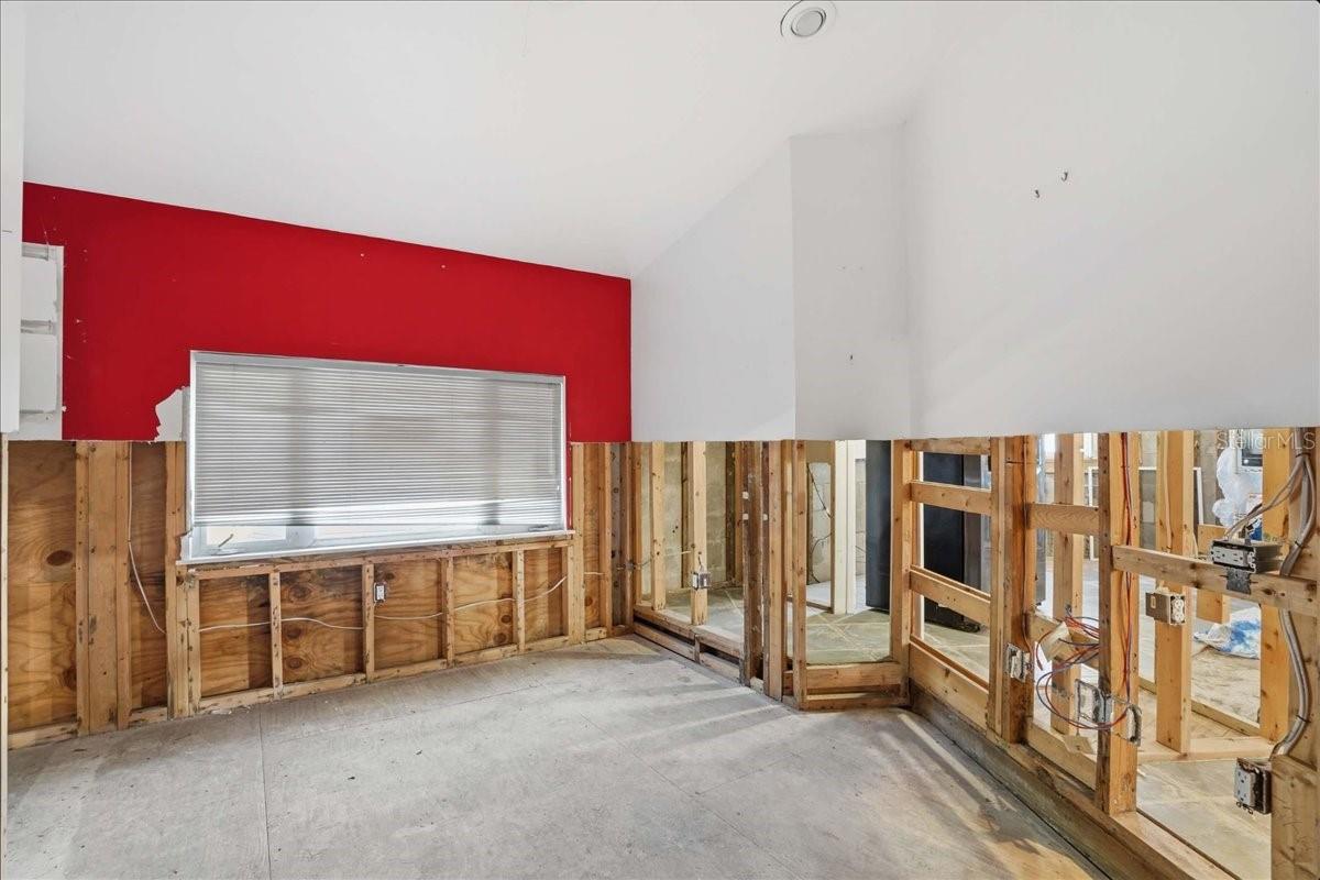 16007 GULF BLVD, REDINGTON BEACH, FL, 33708