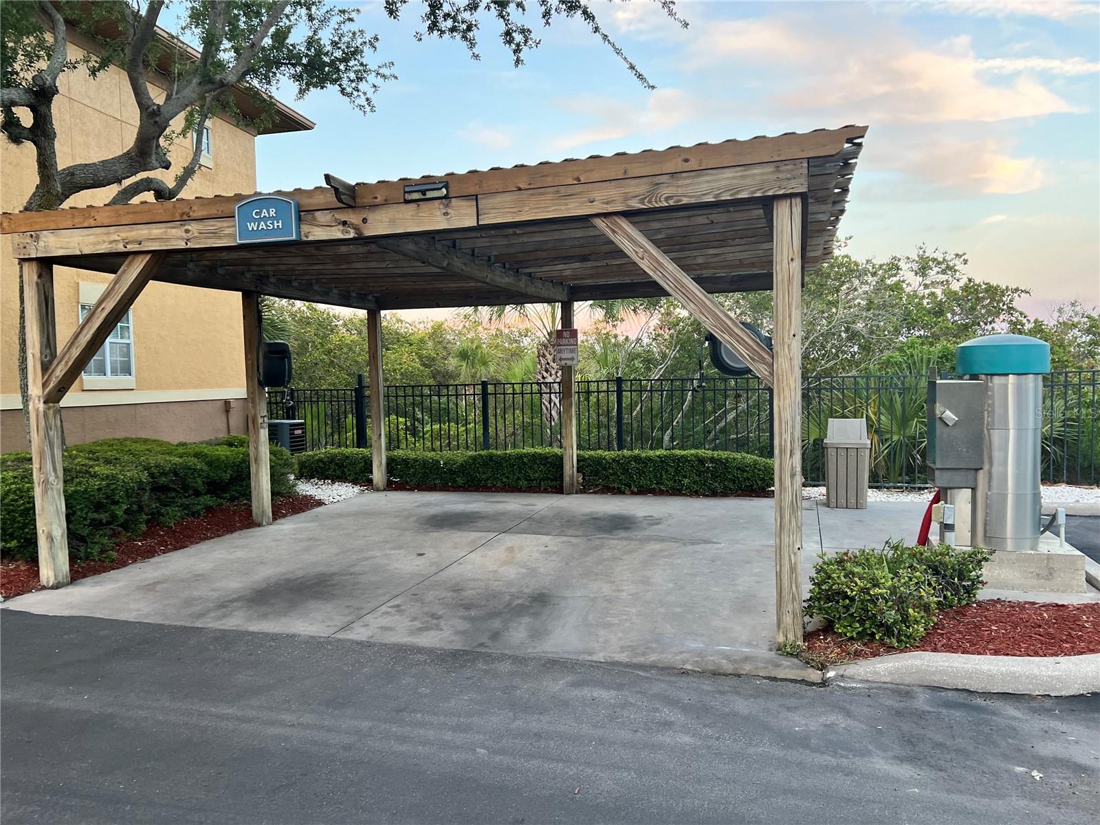 4323 BAYSIDE VILLAGE DR #202, TAMPA, FL, 33615