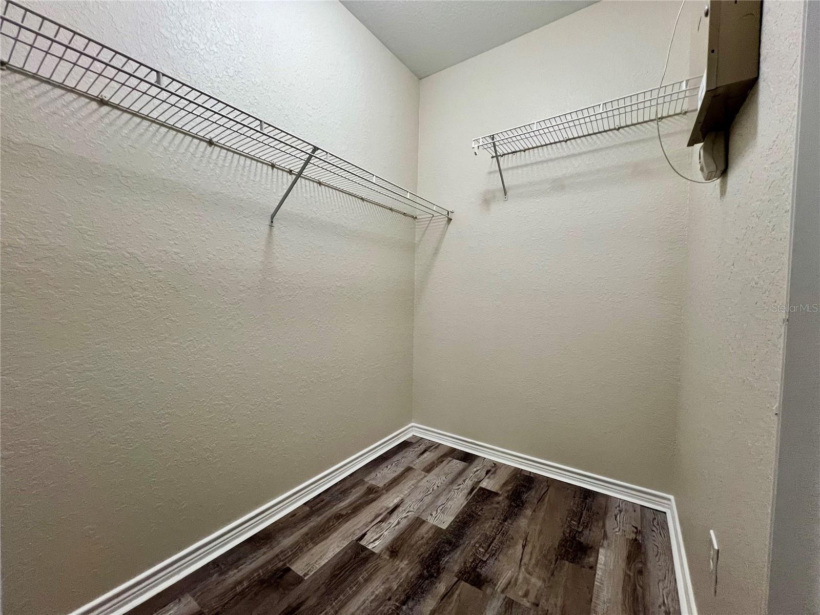 4323 BAYSIDE VILLAGE DR #202, TAMPA, FL, 33615