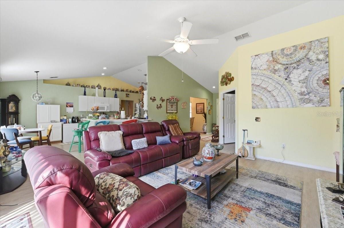 4378 DINNER LAKE BLVD, LAKE WALES, FL, 33859