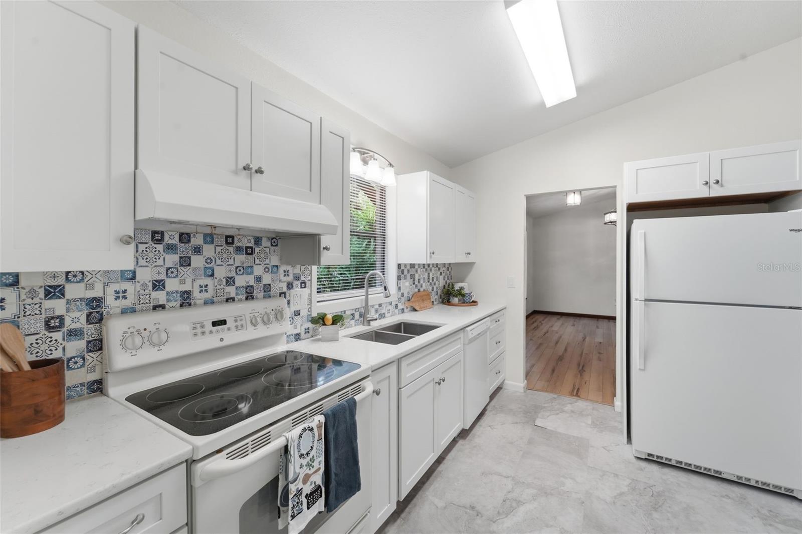 2890 GREEN MOUNTAIN RD, DELAND, FL, 32720
