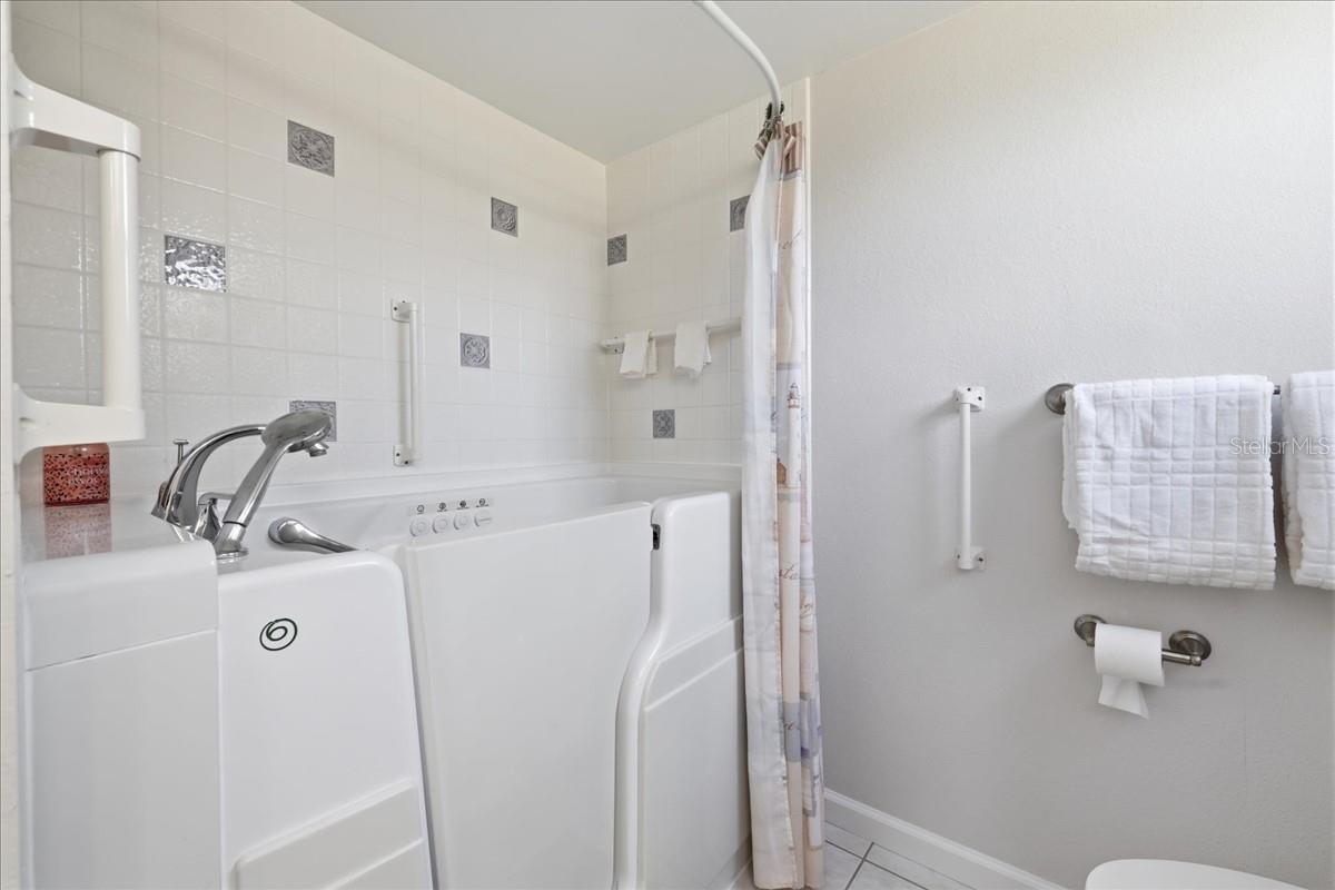 19505 QUESADA AVE #LL108, PORT CHARLOTTE, FL, 33948