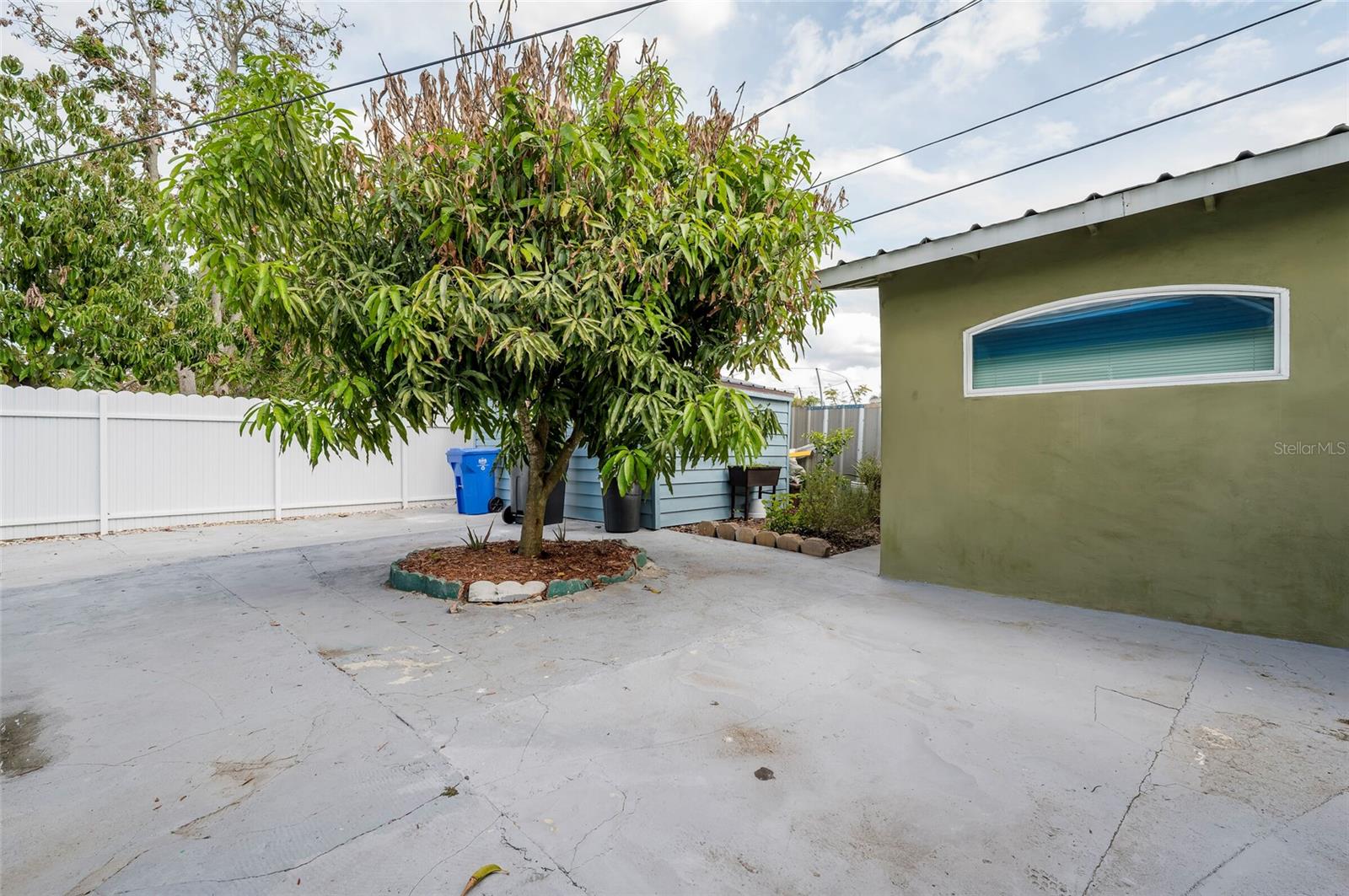 7511 TIDEWATER TRL, TAMPA, FL, 33619