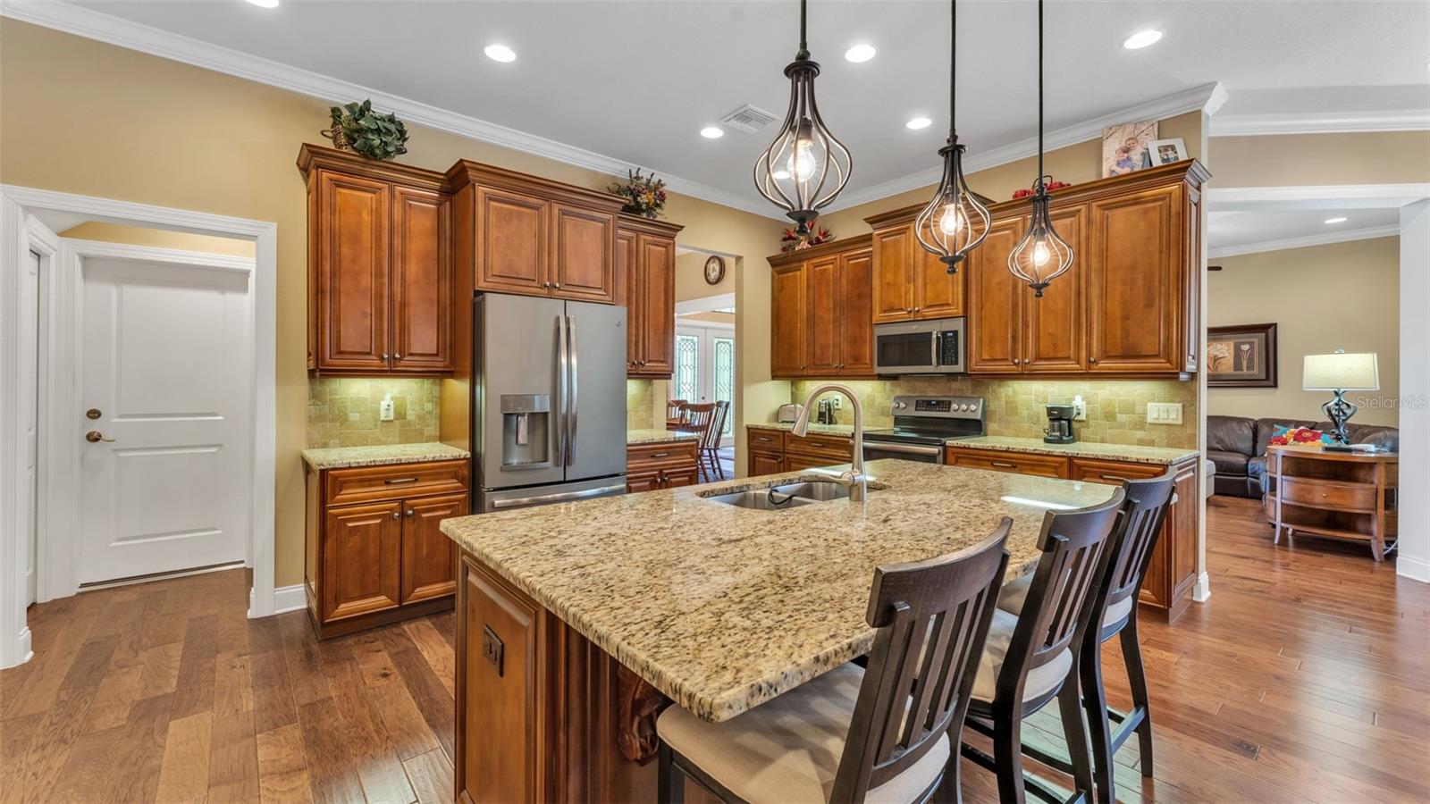 2012 BENFORD AVE, LAKELAND, FL, 33803