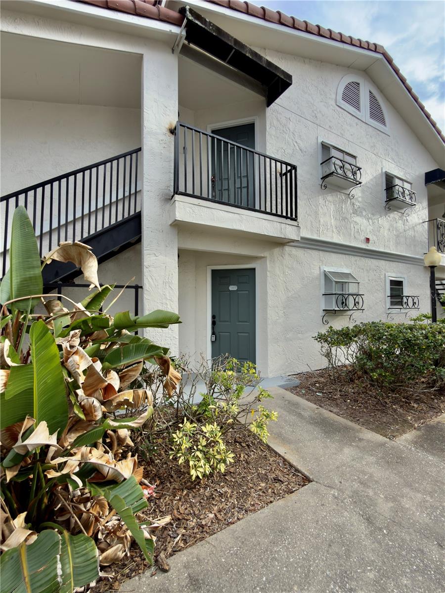 5152 CONROY RD #17, ORLANDO, FL, 32811