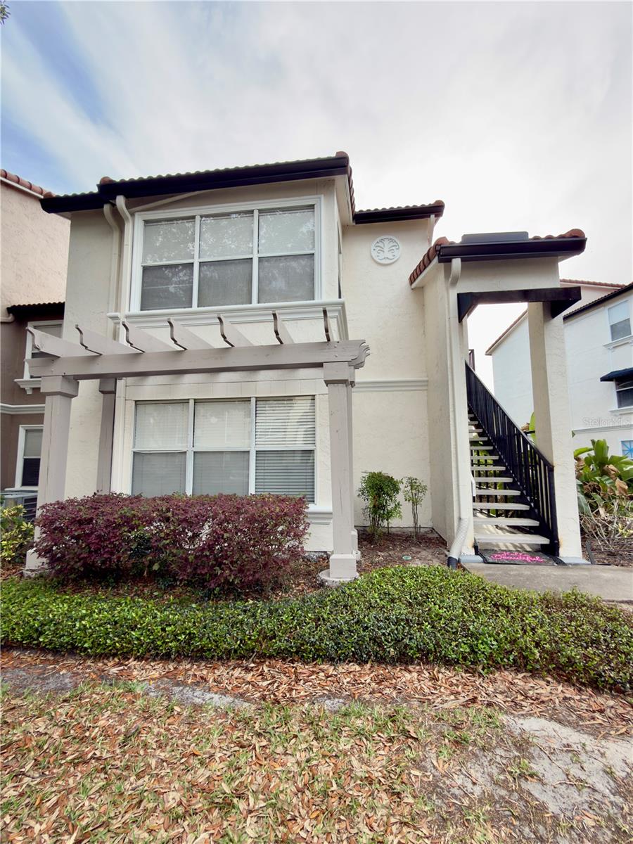 5152 CONROY RD #17, ORLANDO, FL, 32811