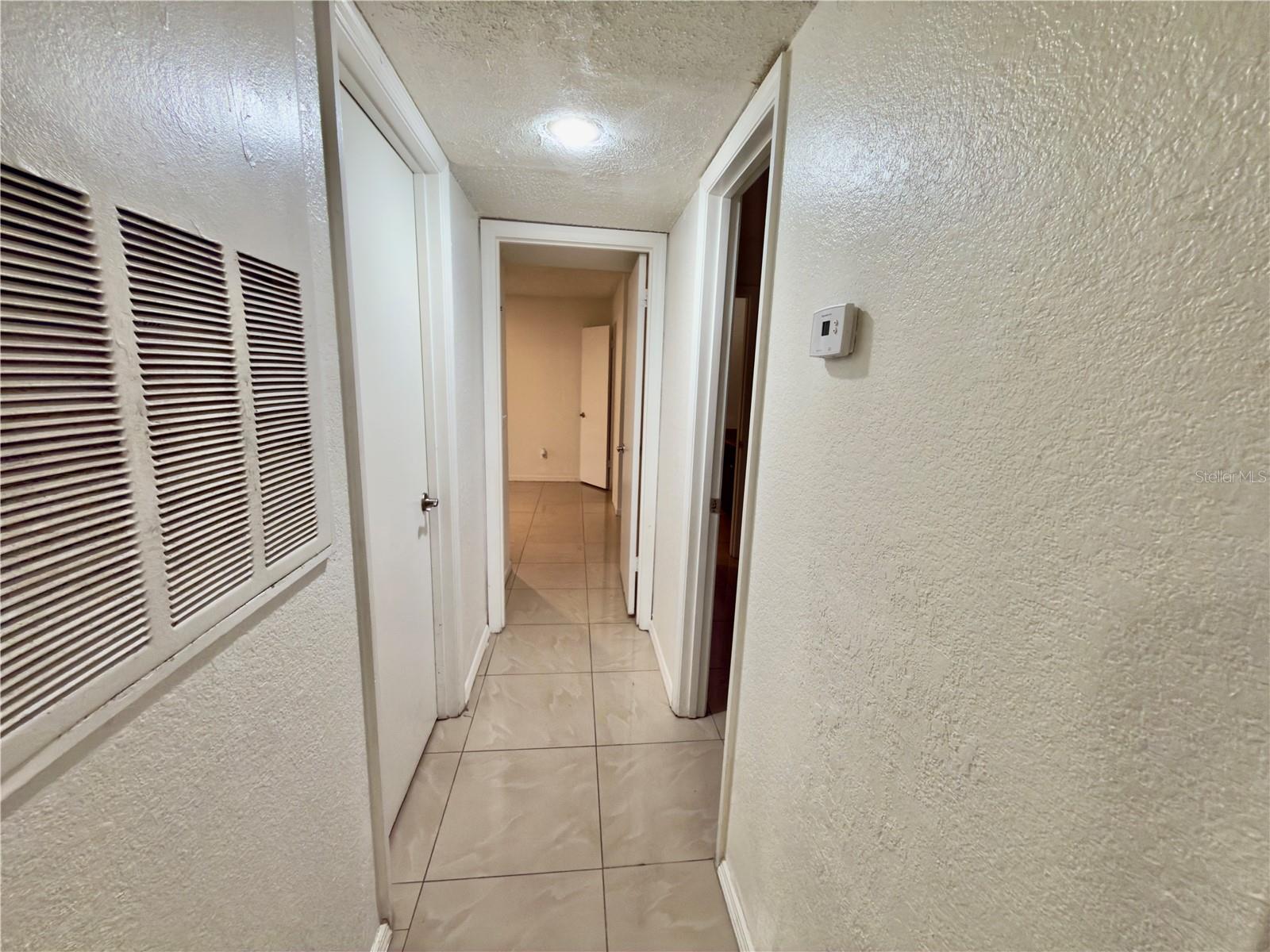 5152 CONROY RD #17, ORLANDO, FL, 32811