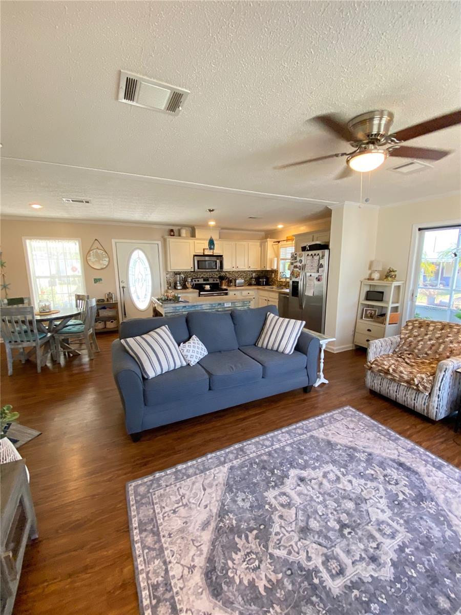 8330 FANTASIA PARK WAY, RIVERVIEW, FL, 33578