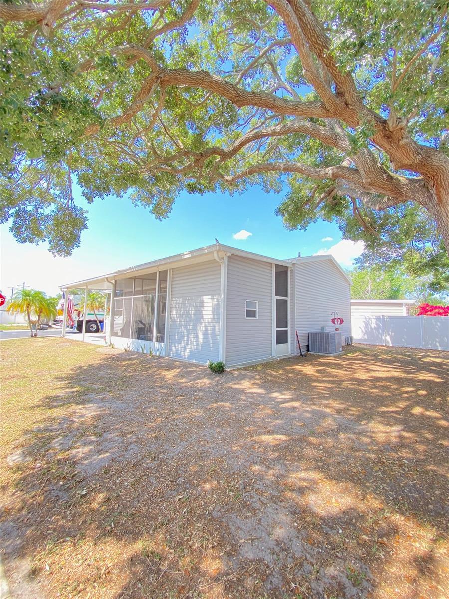 8330 FANTASIA PARK WAY, RIVERVIEW, FL, 33578