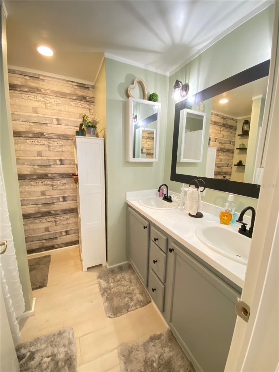 8330 FANTASIA PARK WAY, RIVERVIEW, FL, 33578