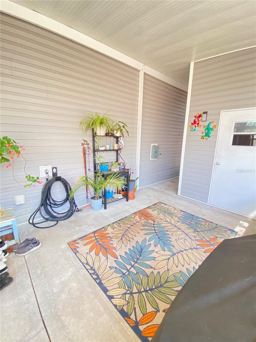 8330 FANTASIA PARK WAY, RIVERVIEW, FL, 33578