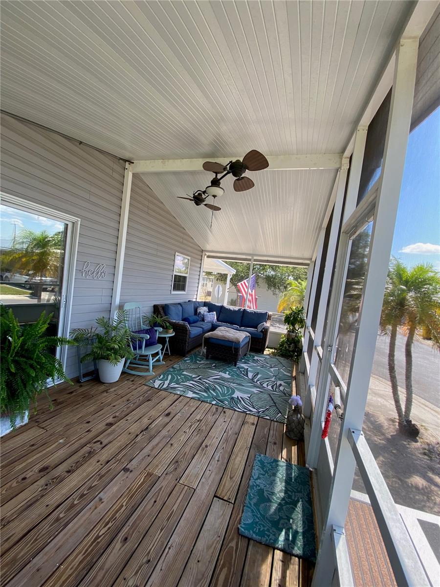 8330 FANTASIA PARK WAY, RIVERVIEW, FL, 33578