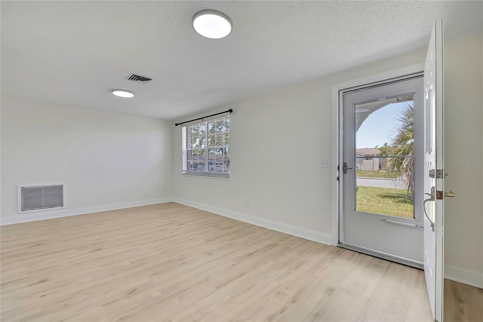 6214 WESTPORT DR, PORT RICHEY, FL, 34668