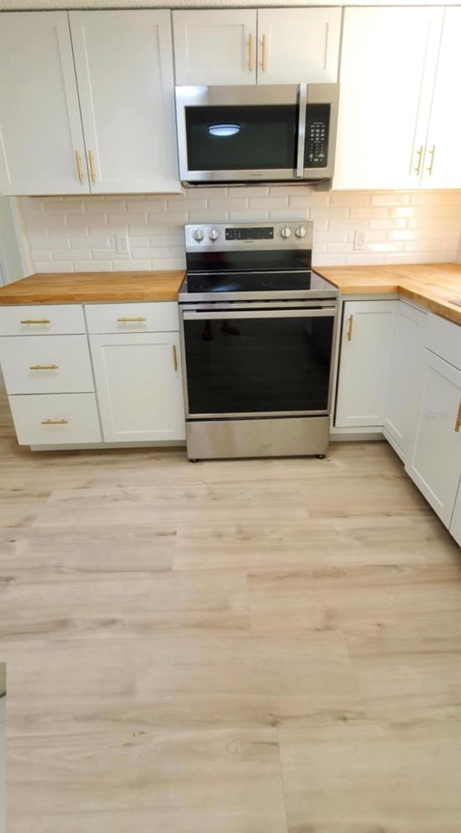 6214 WESTPORT DR, PORT RICHEY, FL, 34668