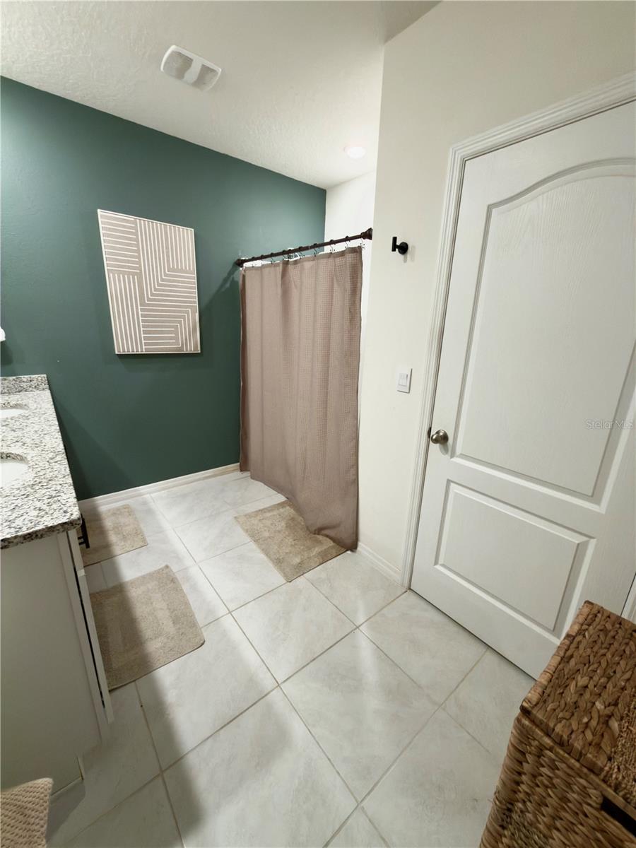 512 LILY LN, DAVENPORT, FL, 33837