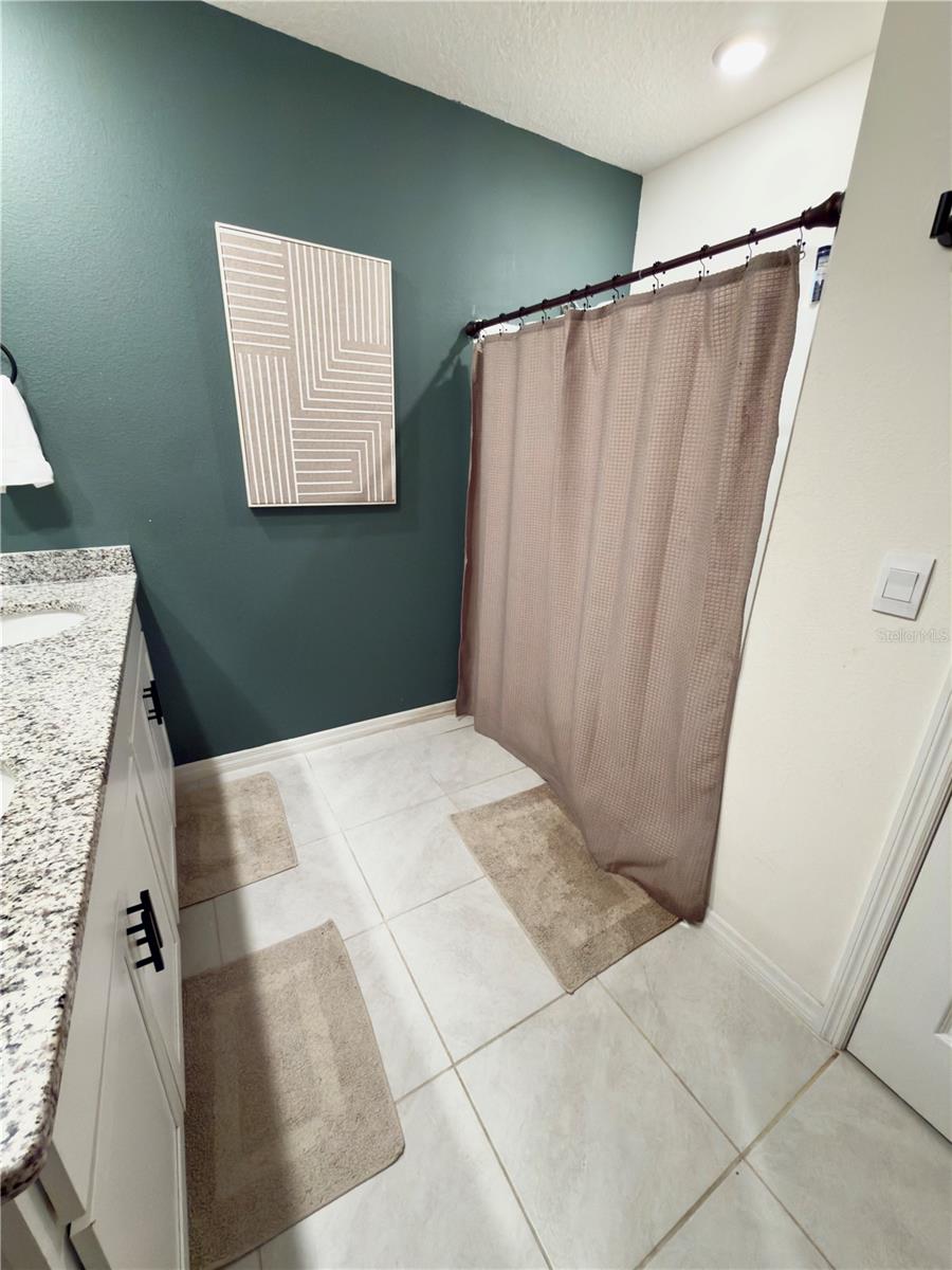 512 LILY LN, DAVENPORT, FL, 33837