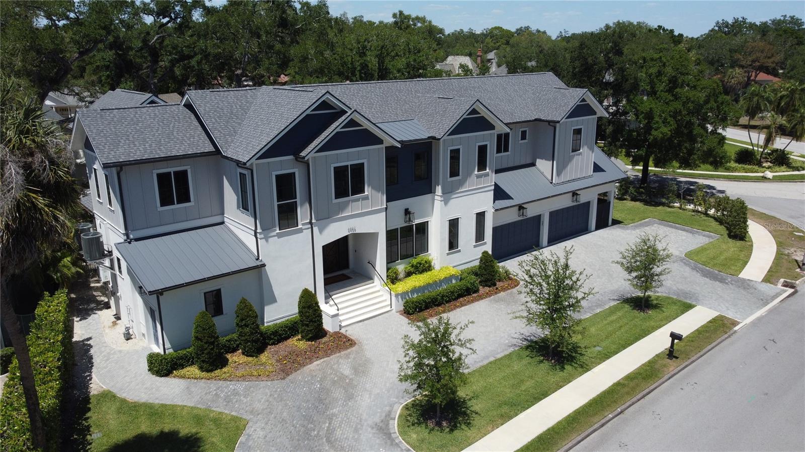 4402 W BEACH PARK DR, TAMPA, FL, 33609