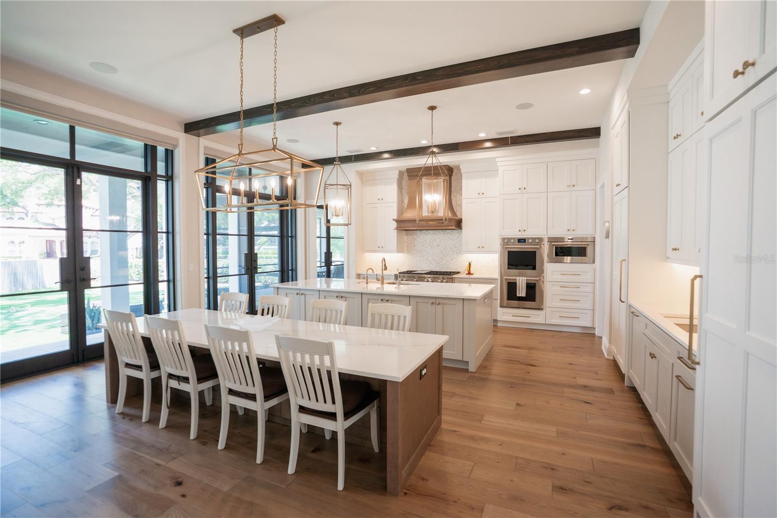 4402 W BEACH PARK DR, TAMPA, FL, 33609