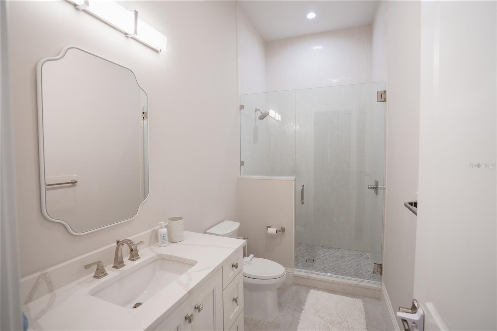 4402 W BEACH PARK DR, TAMPA, FL, 33609