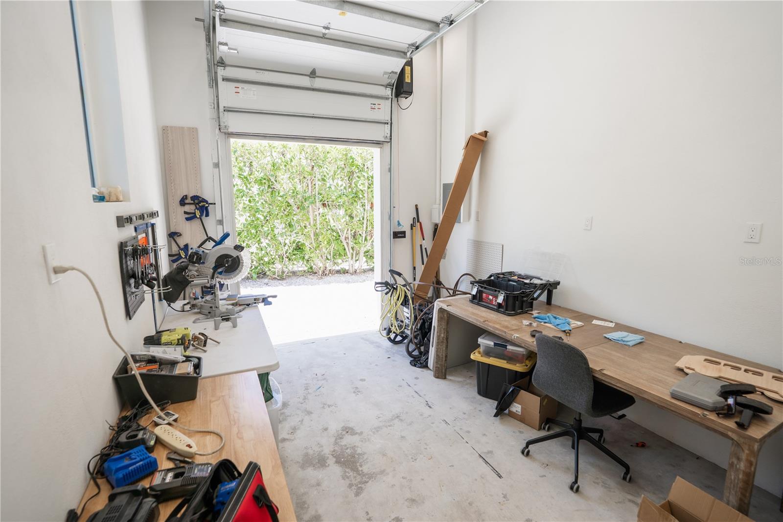4402 W BEACH PARK DR, TAMPA, FL, 33609