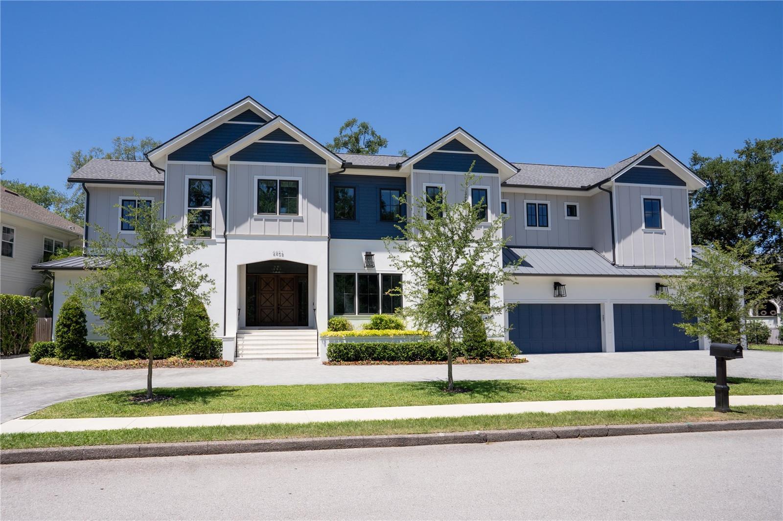 4402 W BEACH PARK DR, TAMPA, FL, 33609