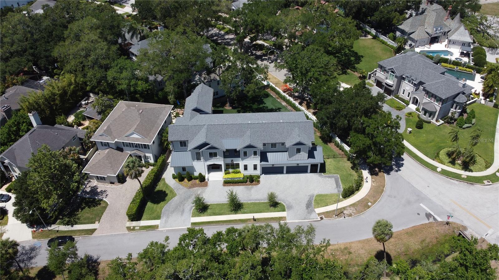 4402 W BEACH PARK DR, TAMPA, FL, 33609
