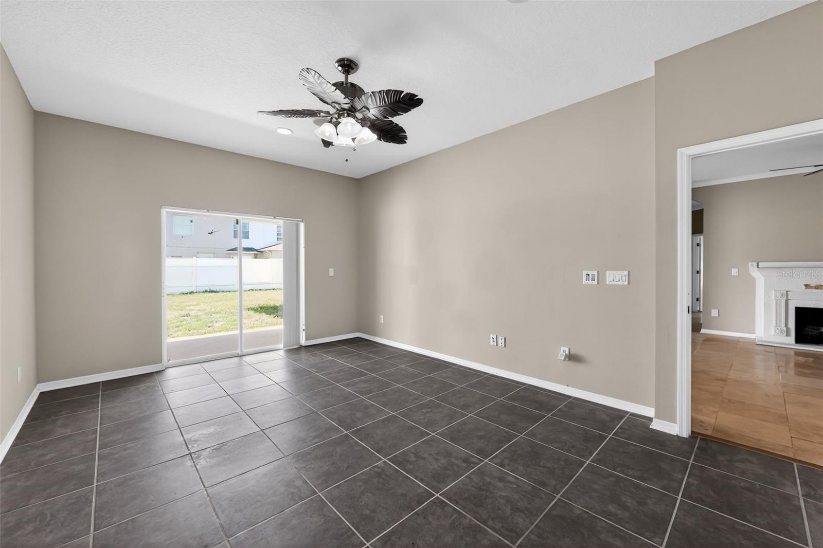 1833 MIRA LAGO CIR, RUSKIN, FL, 33570