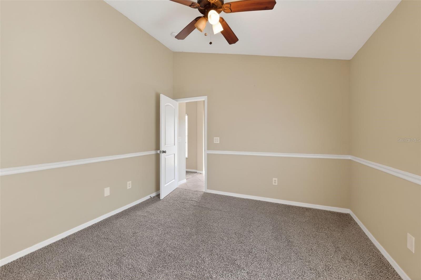 1833 MIRA LAGO CIR, RUSKIN, FL, 33570