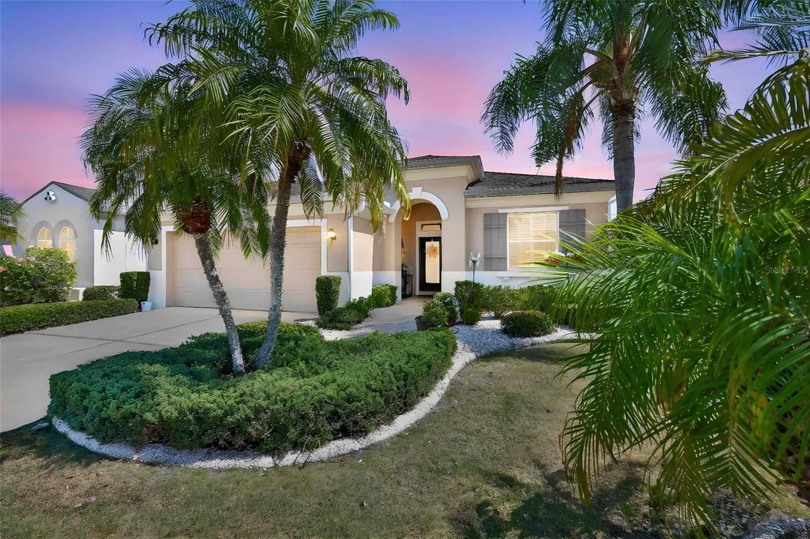 828 REGAL MANOR WAY, SUN CITY CENTER, FL, 33573
