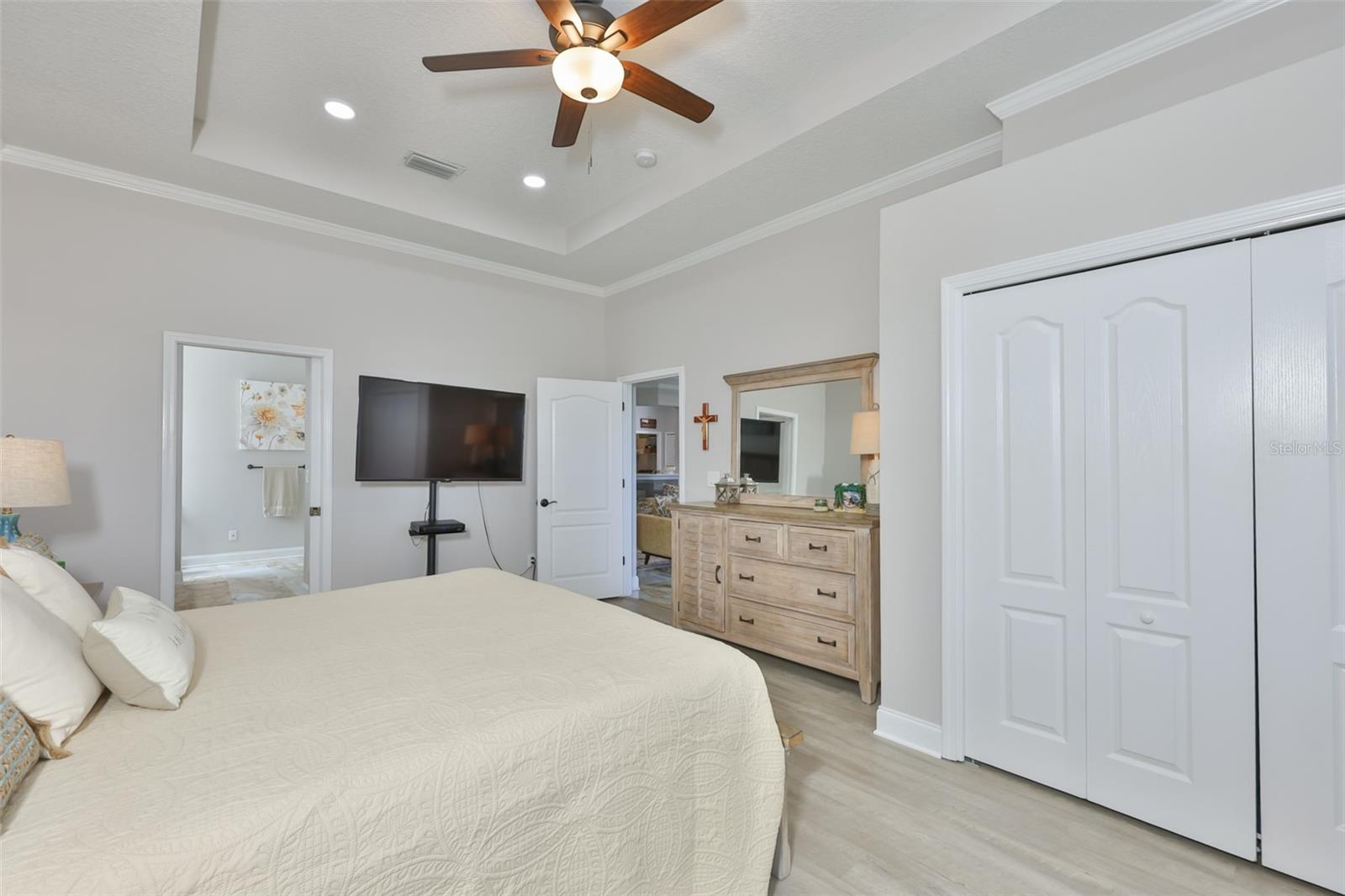 828 REGAL MANOR WAY, SUN CITY CENTER, FL, 33573