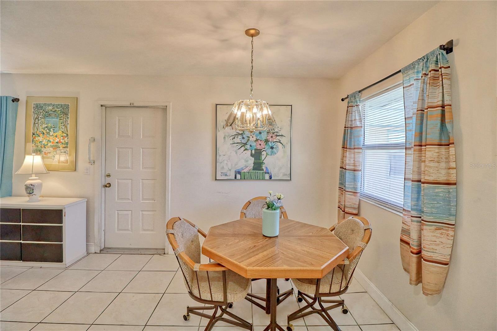 101 CAMBRIDGE TRL #196, SUN CITY CENTER, FL, 33573