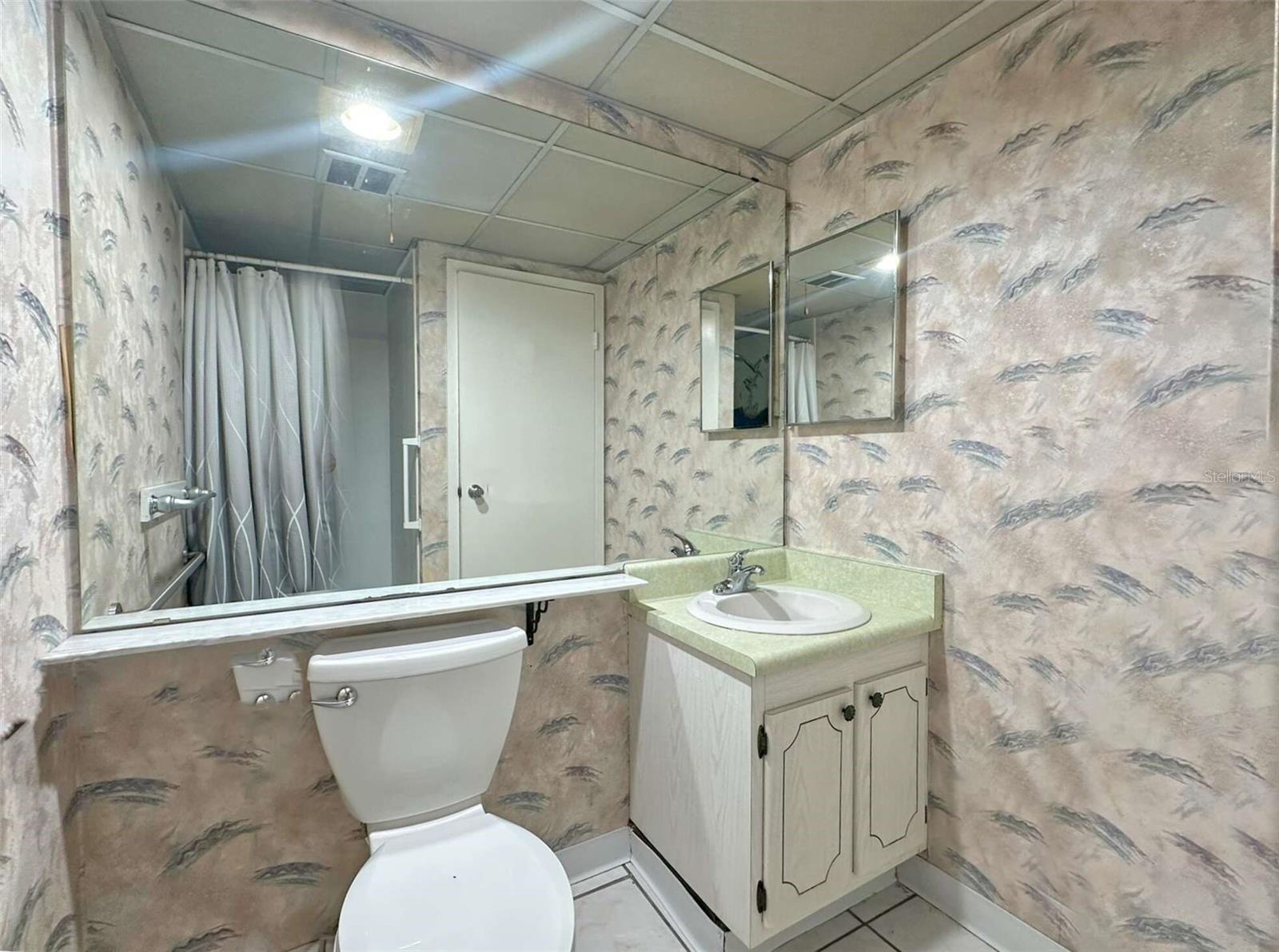 101 CAMBRIDGE TRL #196, SUN CITY CENTER, FL, 33573