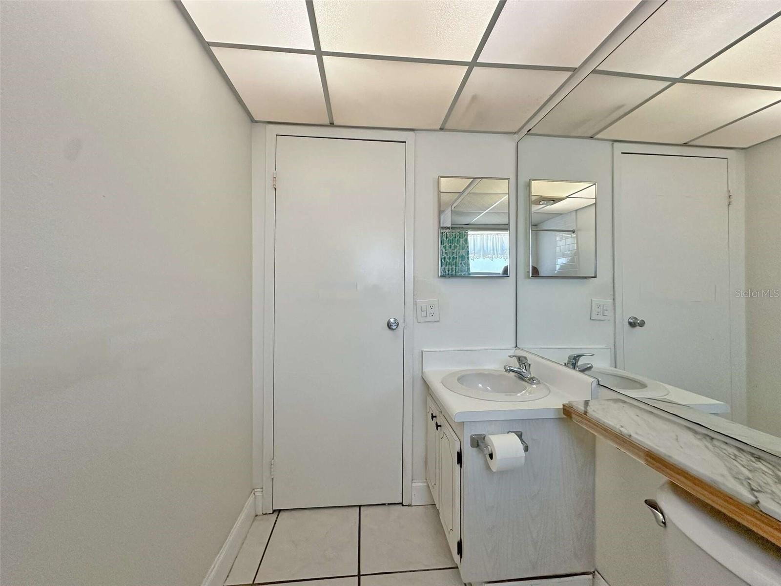 101 CAMBRIDGE TRL #196, SUN CITY CENTER, FL, 33573