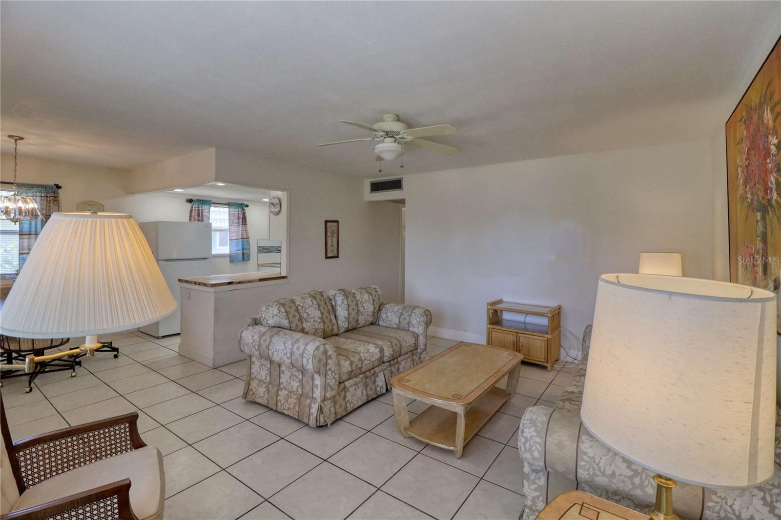 101 CAMBRIDGE TRL #196, SUN CITY CENTER, FL, 33573