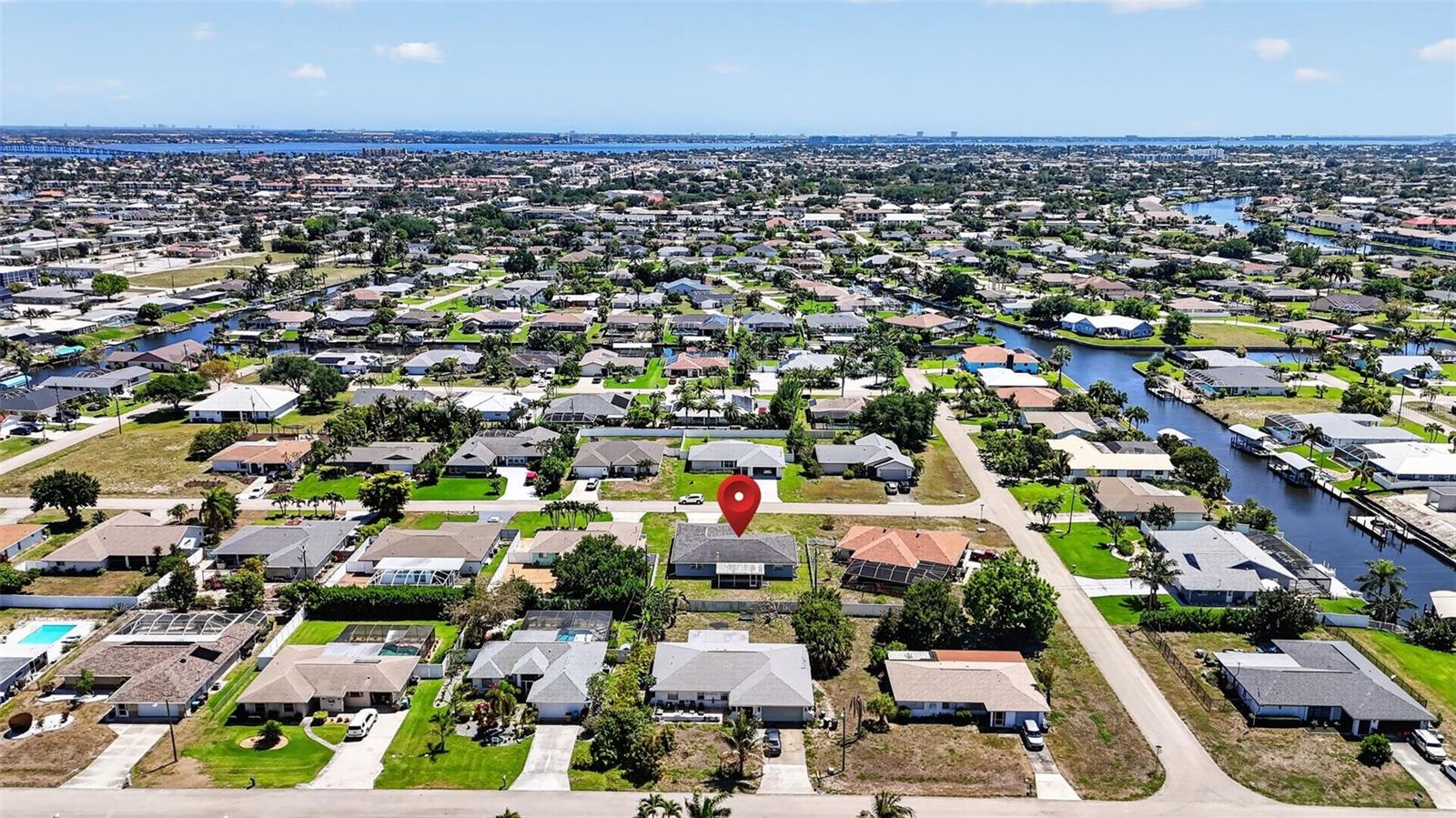 1305 SE 37TH TER, CAPE CORAL, FL, 33904