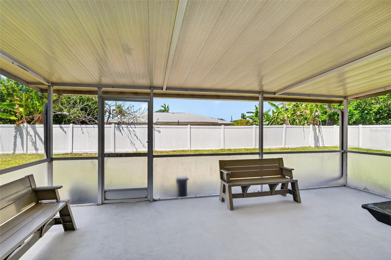 1305 SE 37TH TER, CAPE CORAL, FL, 33904