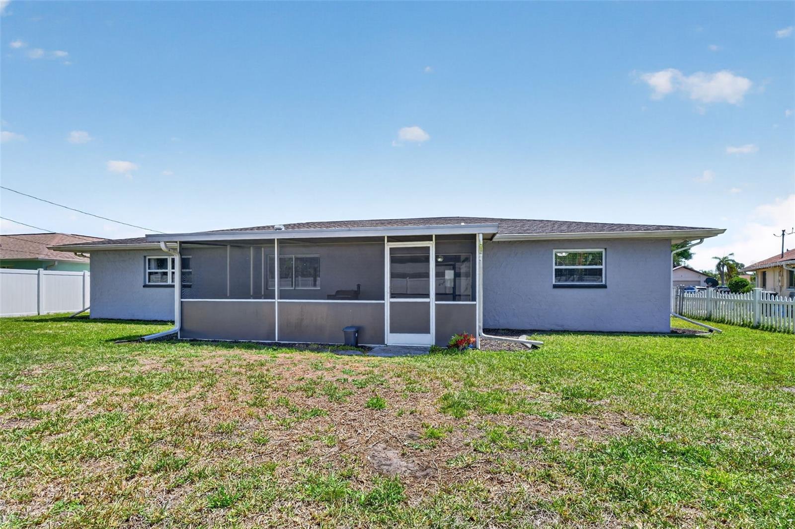 1305 SE 37TH TER, CAPE CORAL, FL, 33904