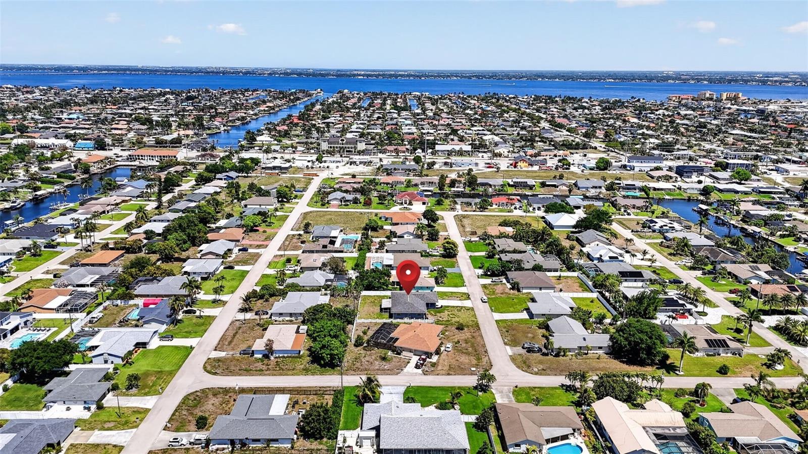 1305 SE 37TH TER, CAPE CORAL, FL, 33904