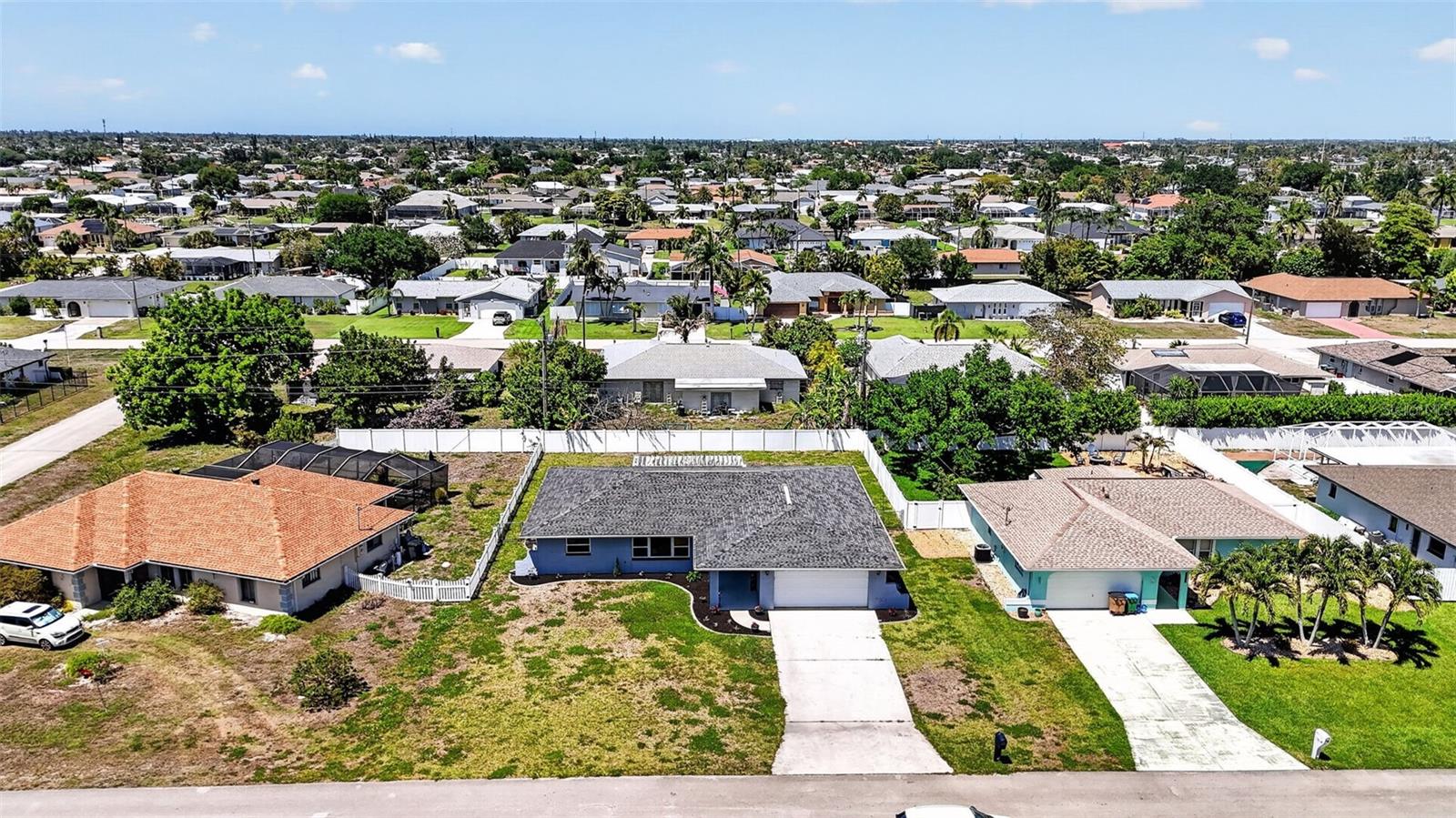 1305 SE 37TH TER, CAPE CORAL, FL, 33904