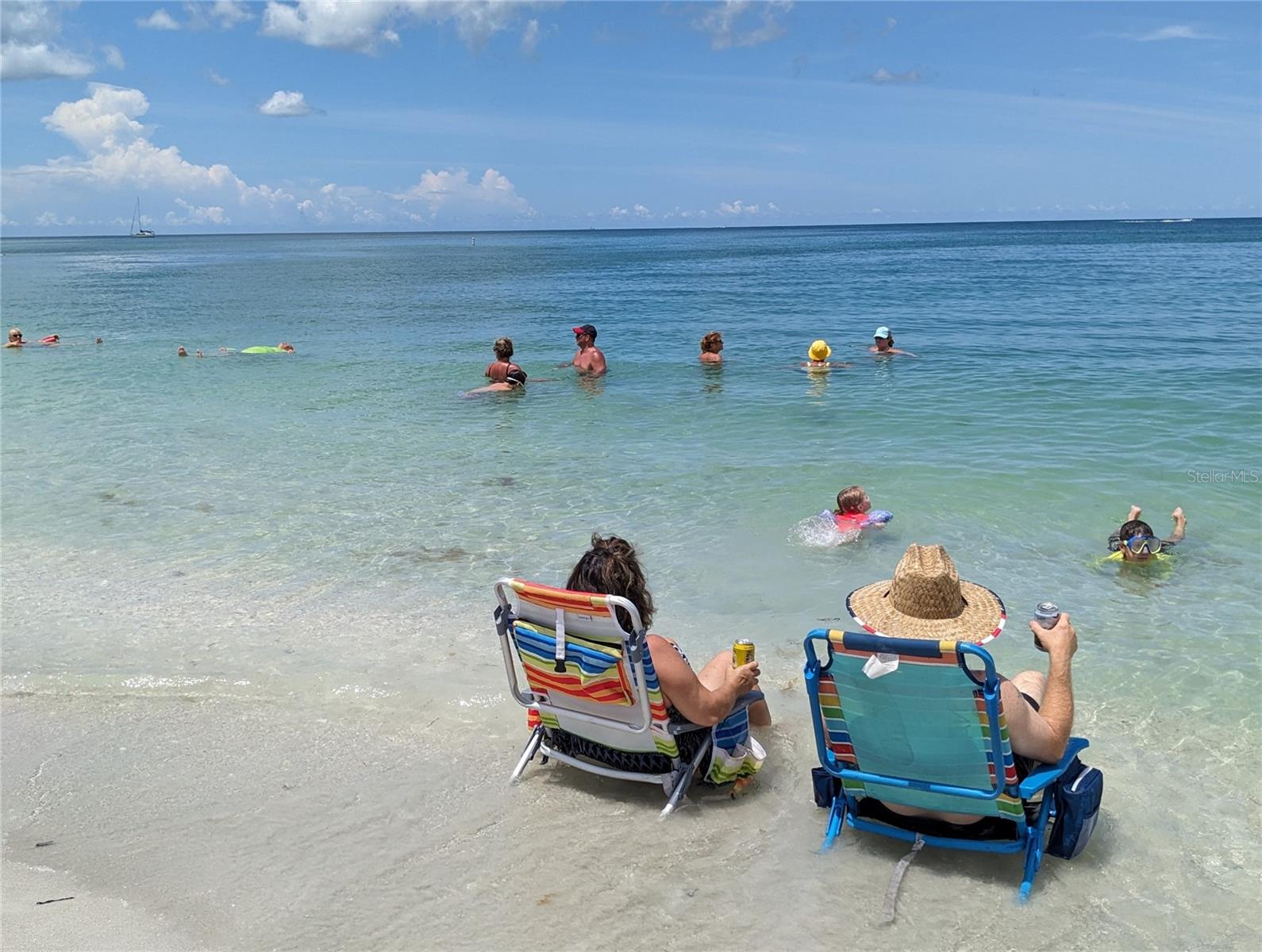 1305 SE 37TH TER, CAPE CORAL, FL, 33904